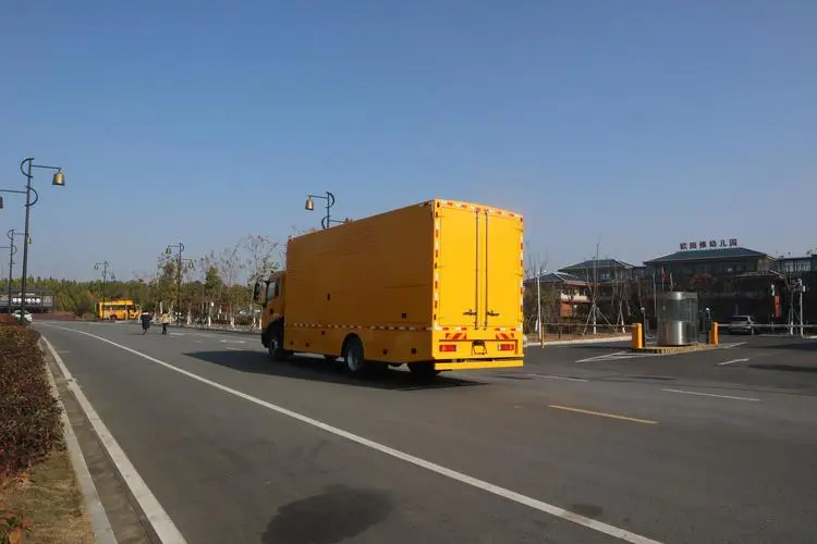 谈球吧应急电源车